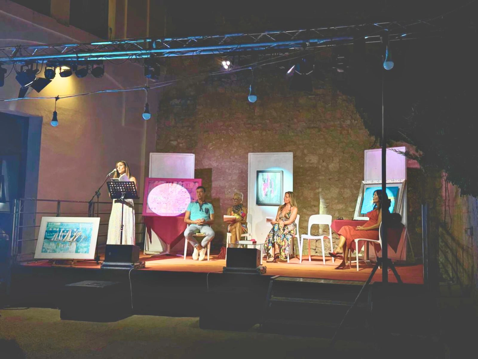 Al momento stai visualizzando Margherita Roncone alla “Collettiva Poeti” di Brindisi